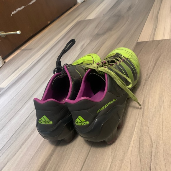 Adidas Cleats - Picture 3 of 4